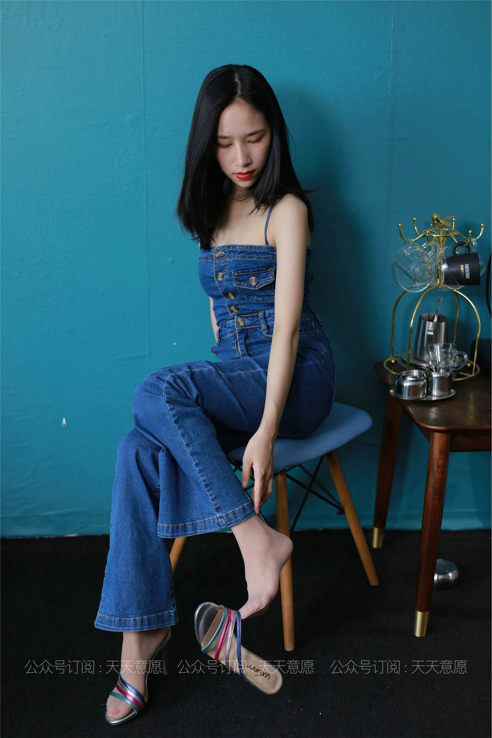 IESS异思趣向  2021.08.04 丝享家879：美子《美背库里丝》